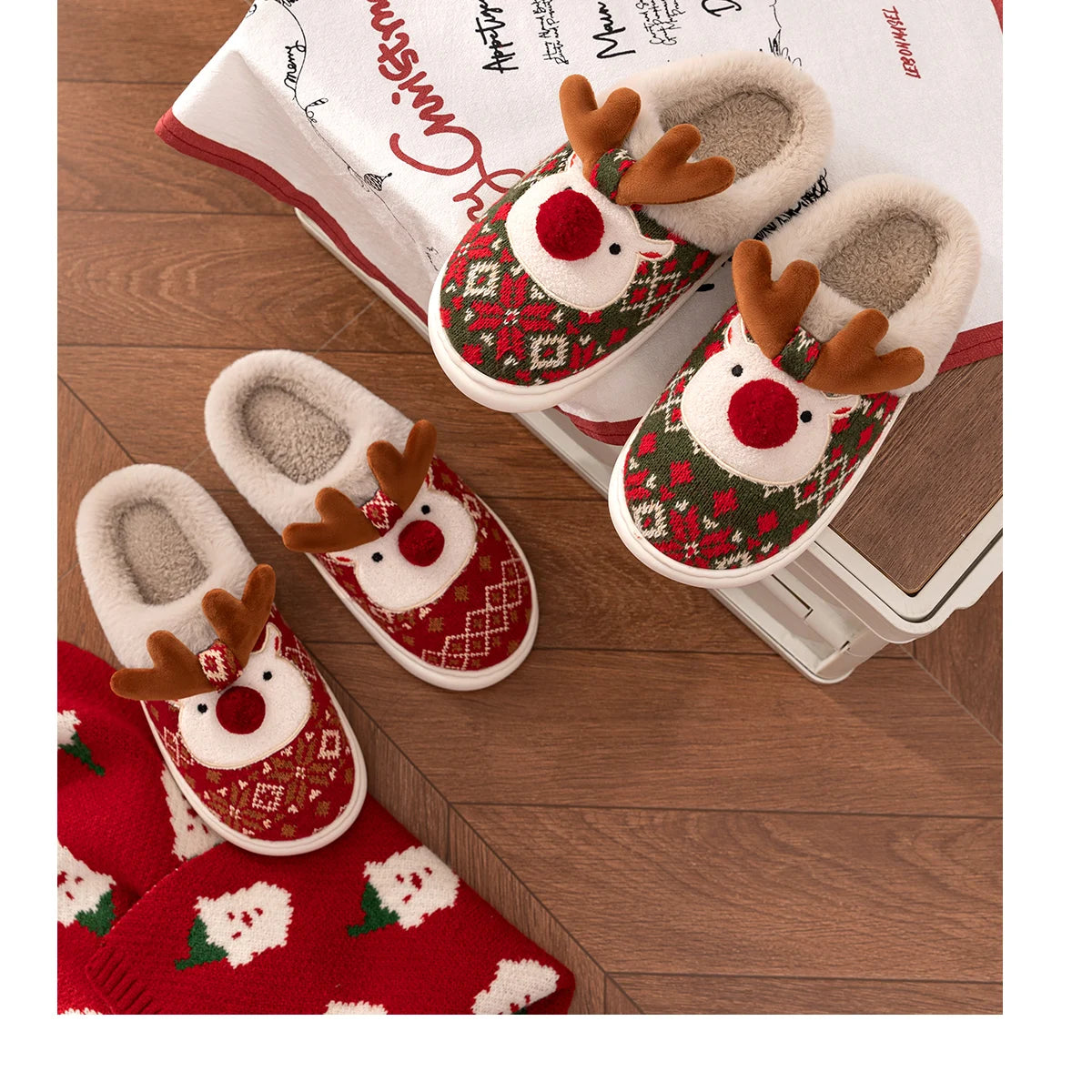 Chaussons Douillets “Renne de Noël”