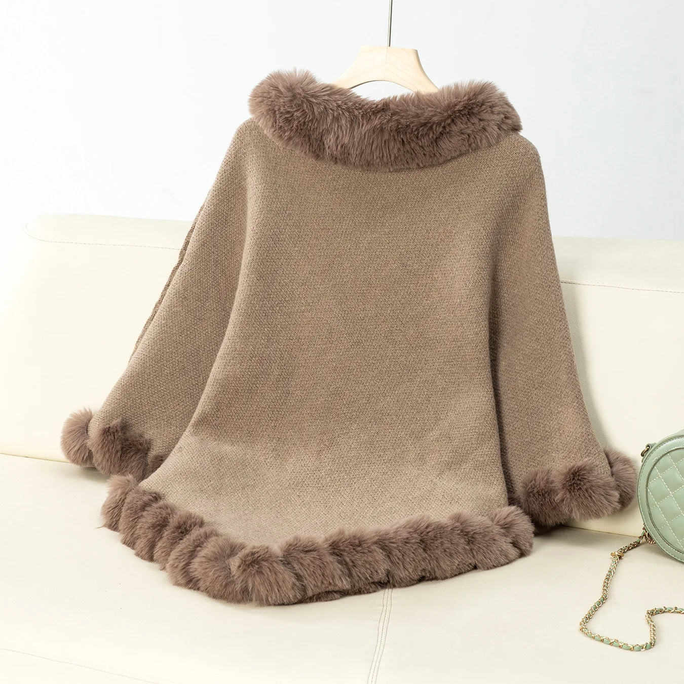 Poncho Douceur d’Hiver